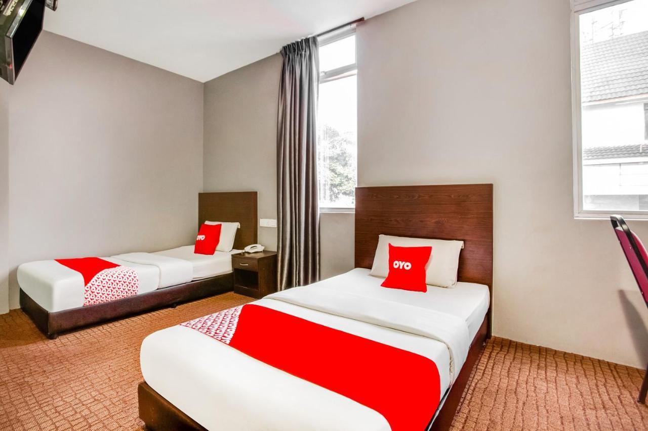 Oyo 89652 P Line Hotel Johor Bahru Extérieur photo