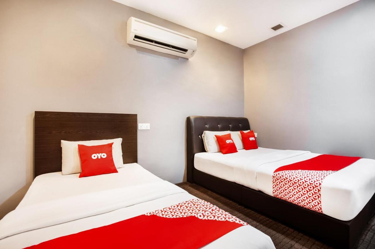 Oyo 89652 P Line Hotel Johor Bahru Extérieur photo