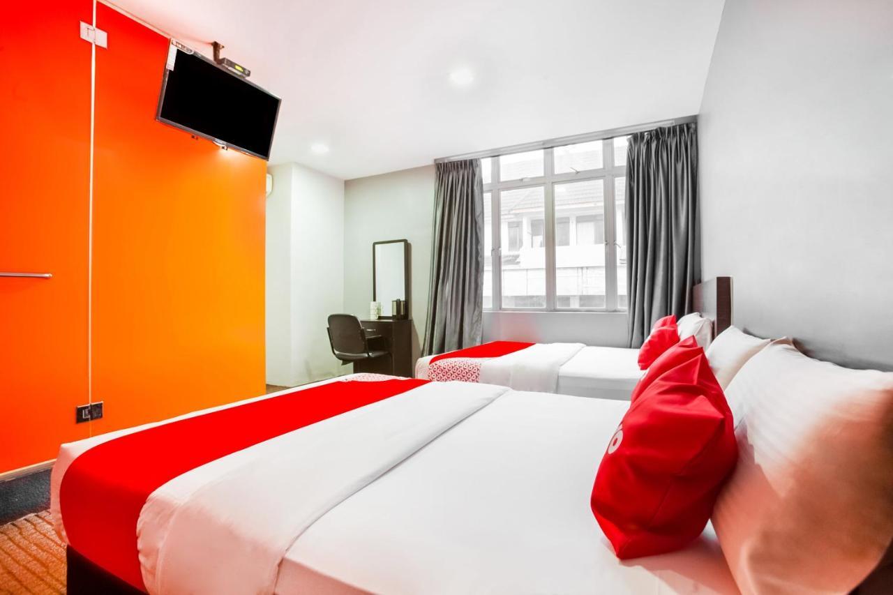 Oyo 89652 P Line Hotel Johor Bahru Extérieur photo